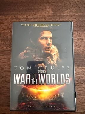 War of the Worlds dvd with Tom Cruise
